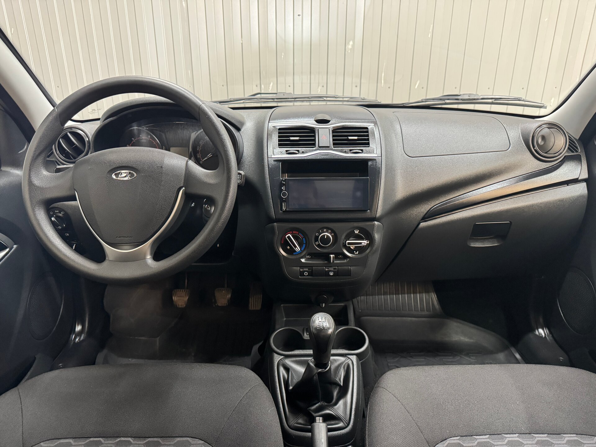 Lada (ВАЗ) Granta, I Рестайлинг 2025 Lada (ВАЗ) Granta, I Рестайлинг 2025