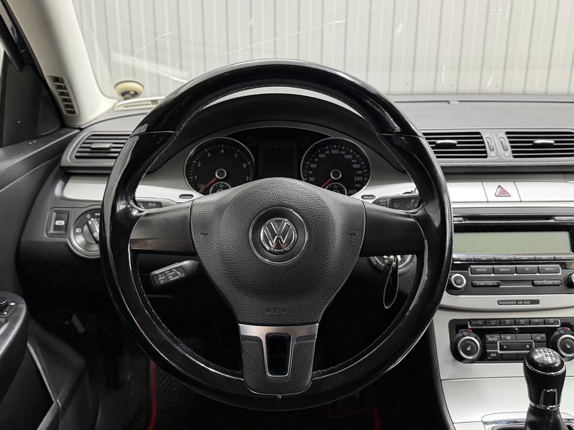 Volkswagen Passat, B6 2010 Volkswagen Passat, B6 2010