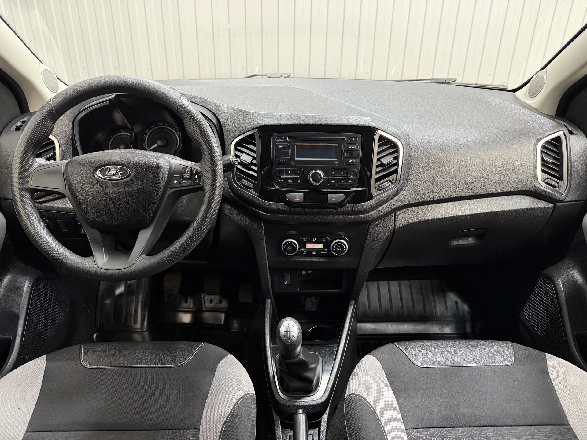 Lada (ВАЗ) XRAY, I 2017