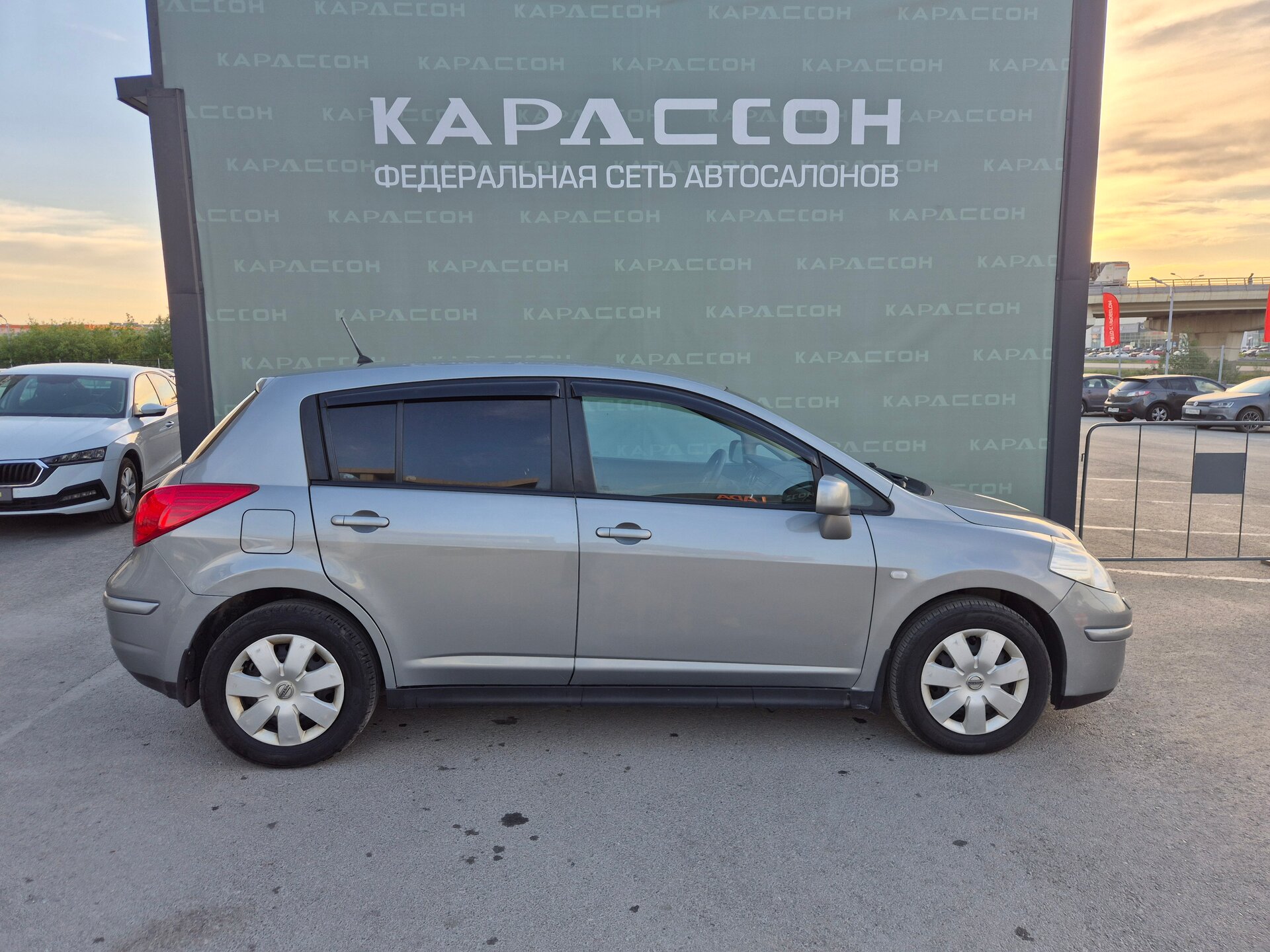 Nissan Tiida, I 2008