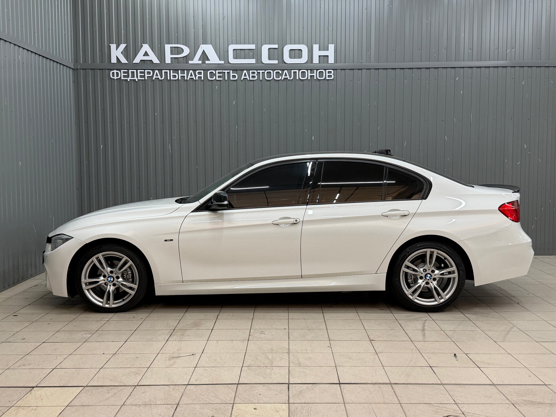 BMW 3 серии, VI (F3x) 2013