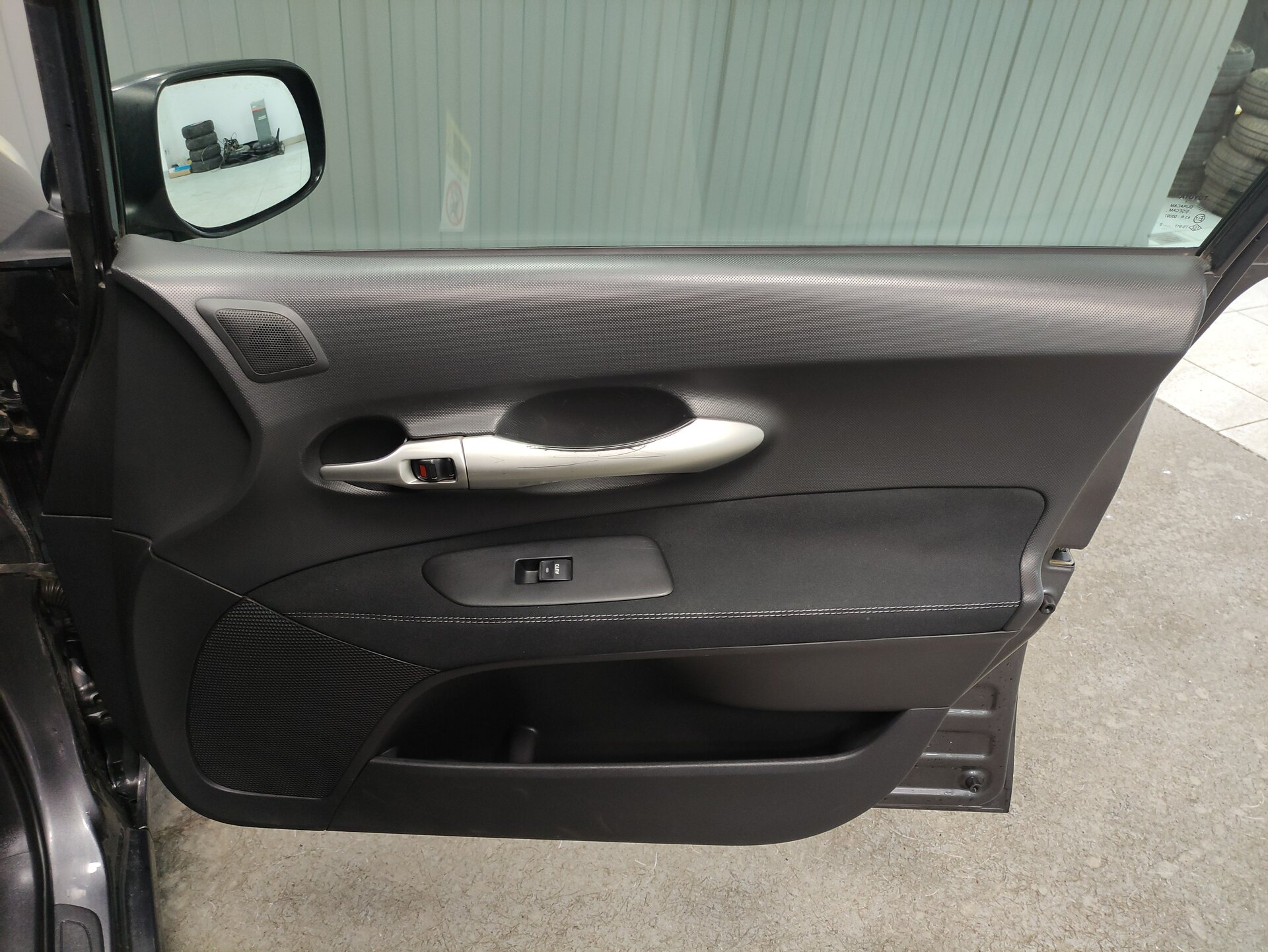 Toyota Auris, I Рестайлинг 2010