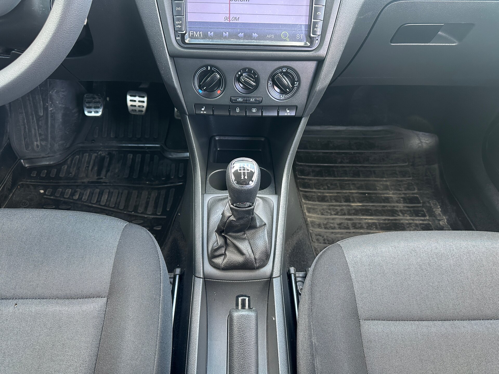 Skoda Rapid, I 2014