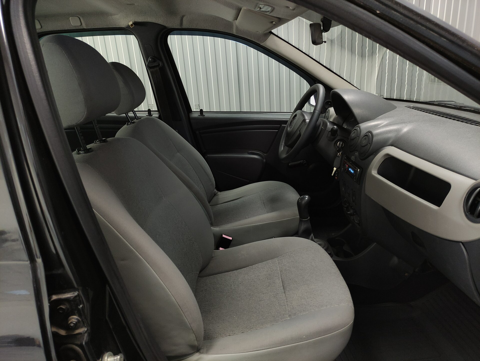 Renault Logan, I Рестайлинг 2015