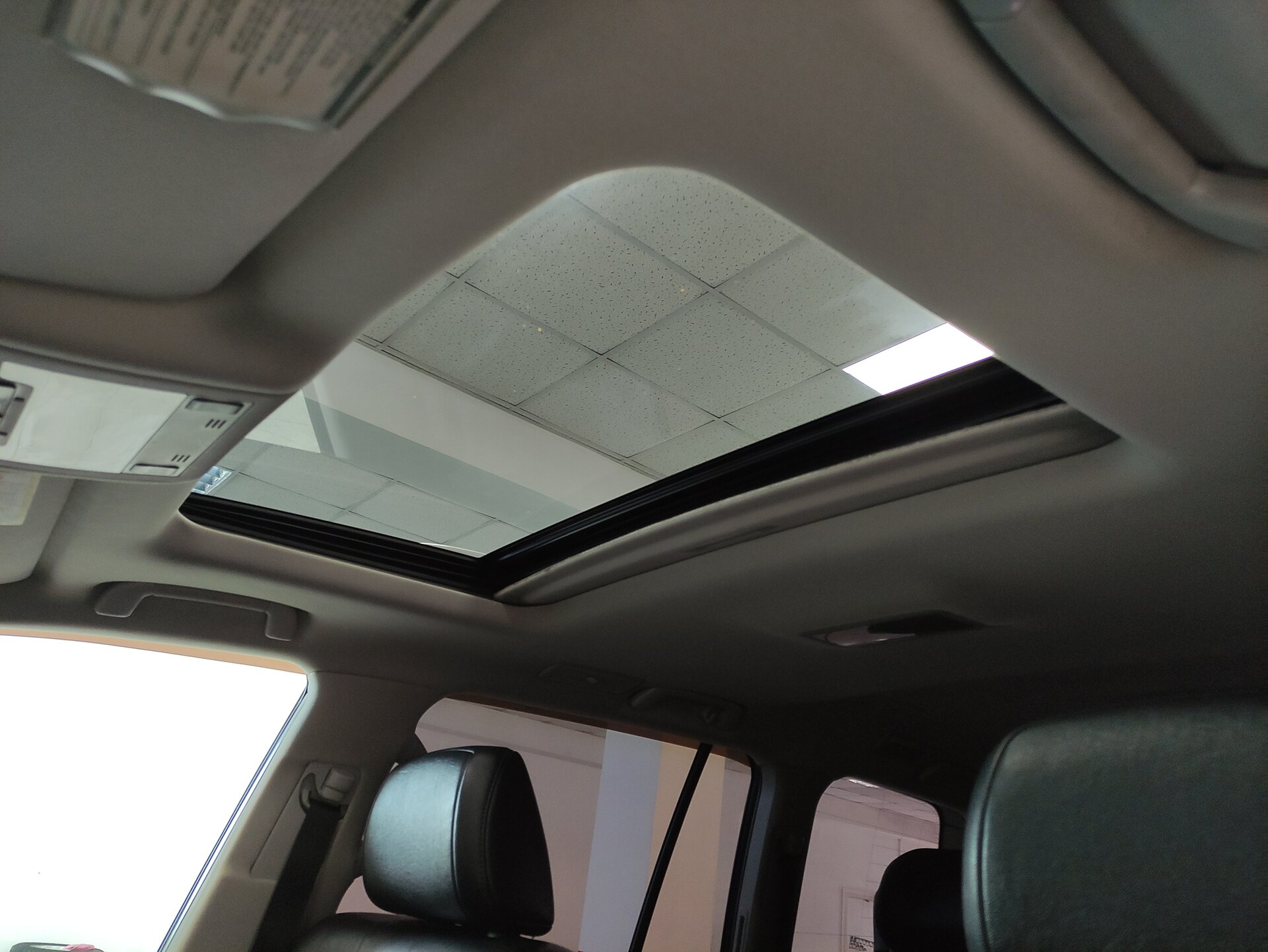 Toyota Land Cruiser, 200 Series 2011