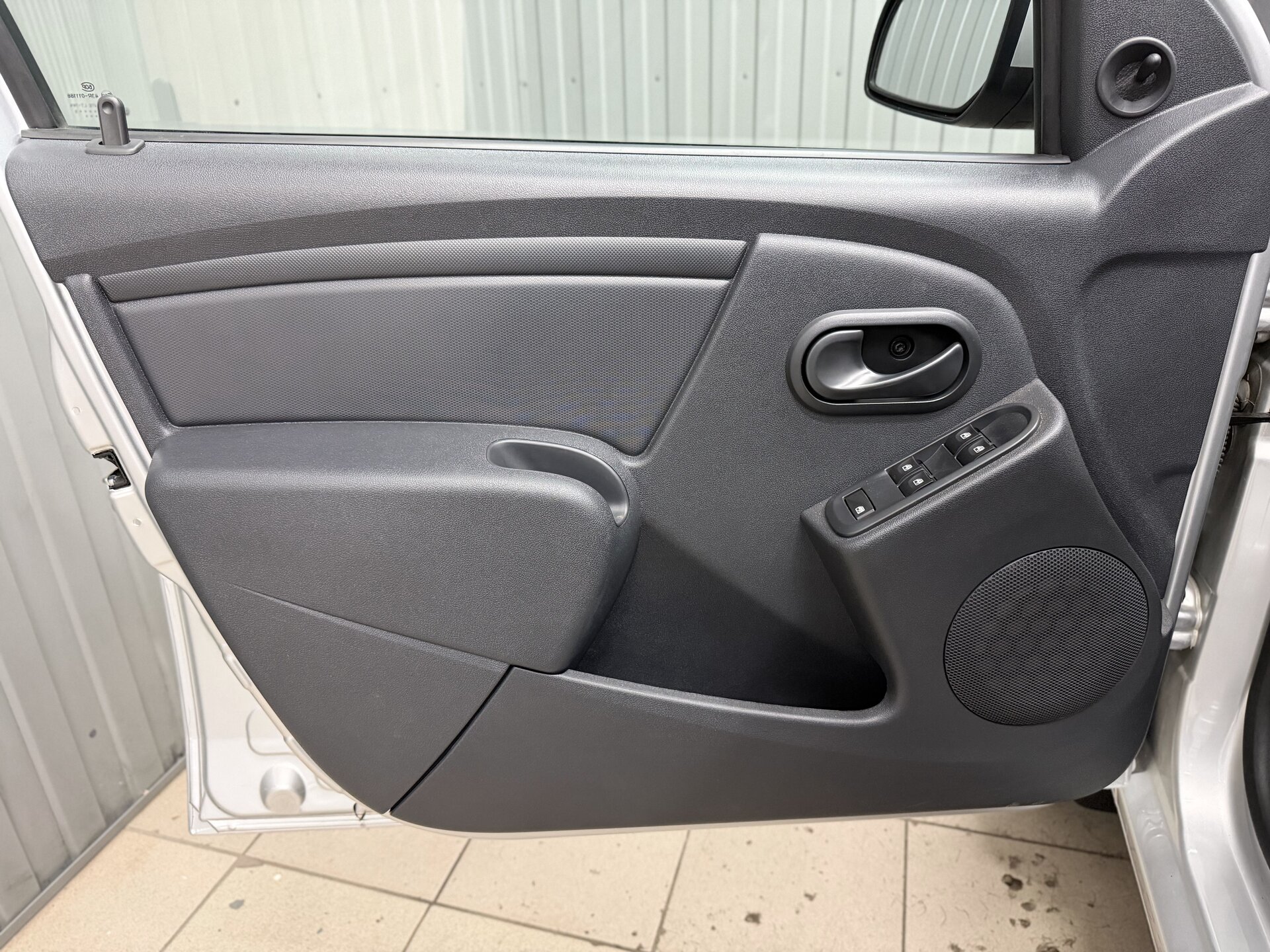 Lada (ВАЗ) Largus, I Рестайлинг 2025 Lada (ВАЗ) Largus, I Рестайлинг 2025