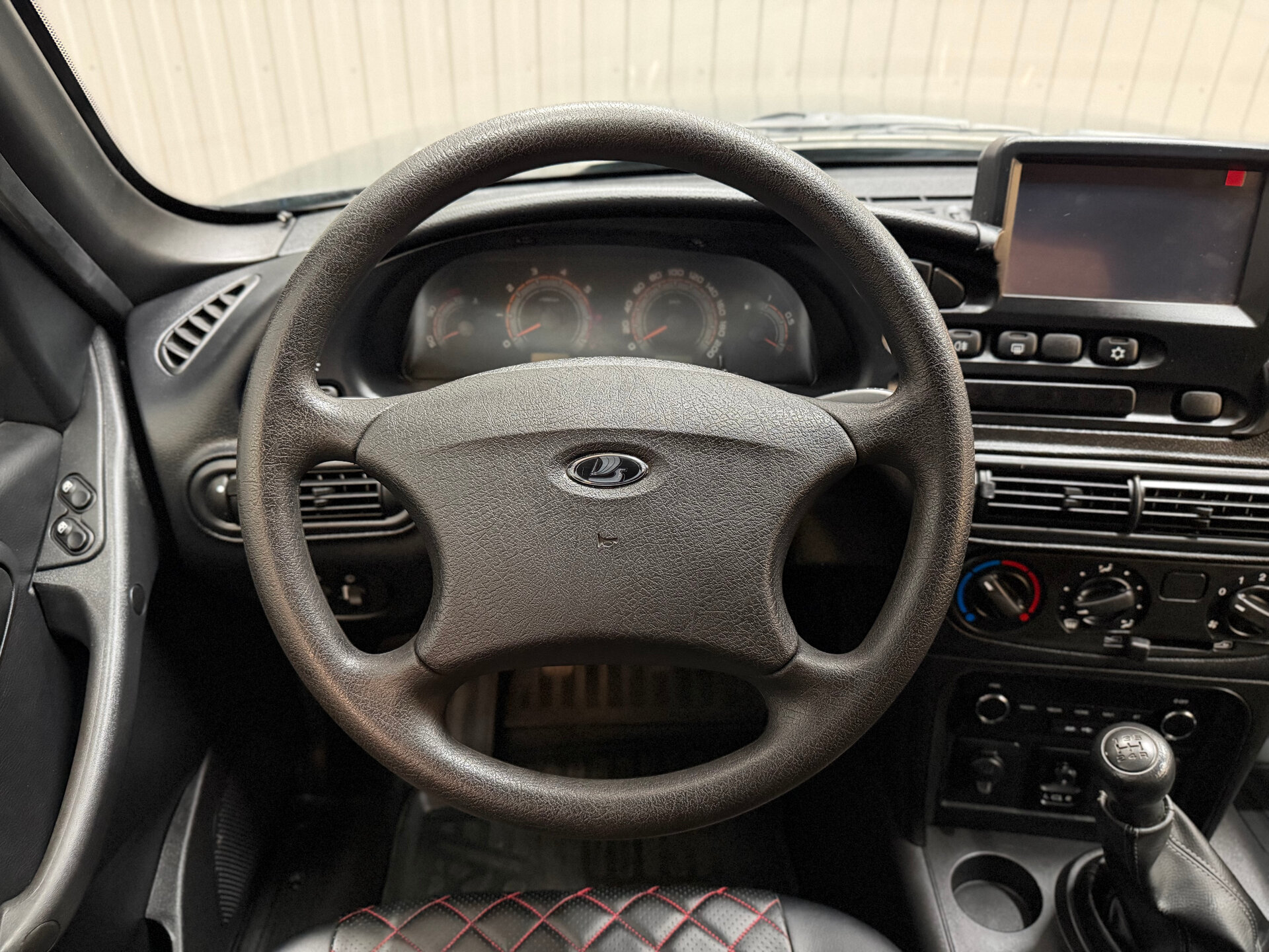 Lada (ВАЗ) Niva Travel, I 2023
