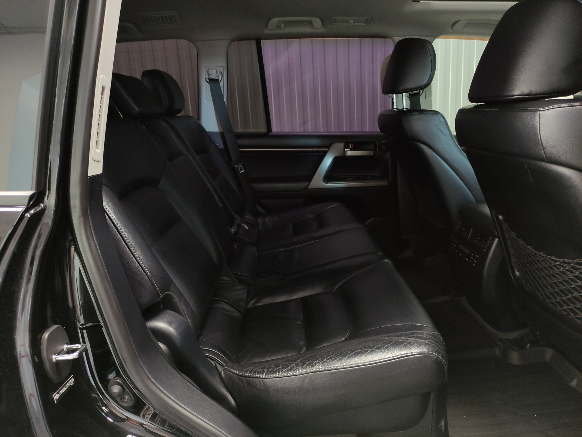 Toyota Land Cruiser, 200 Series 2011