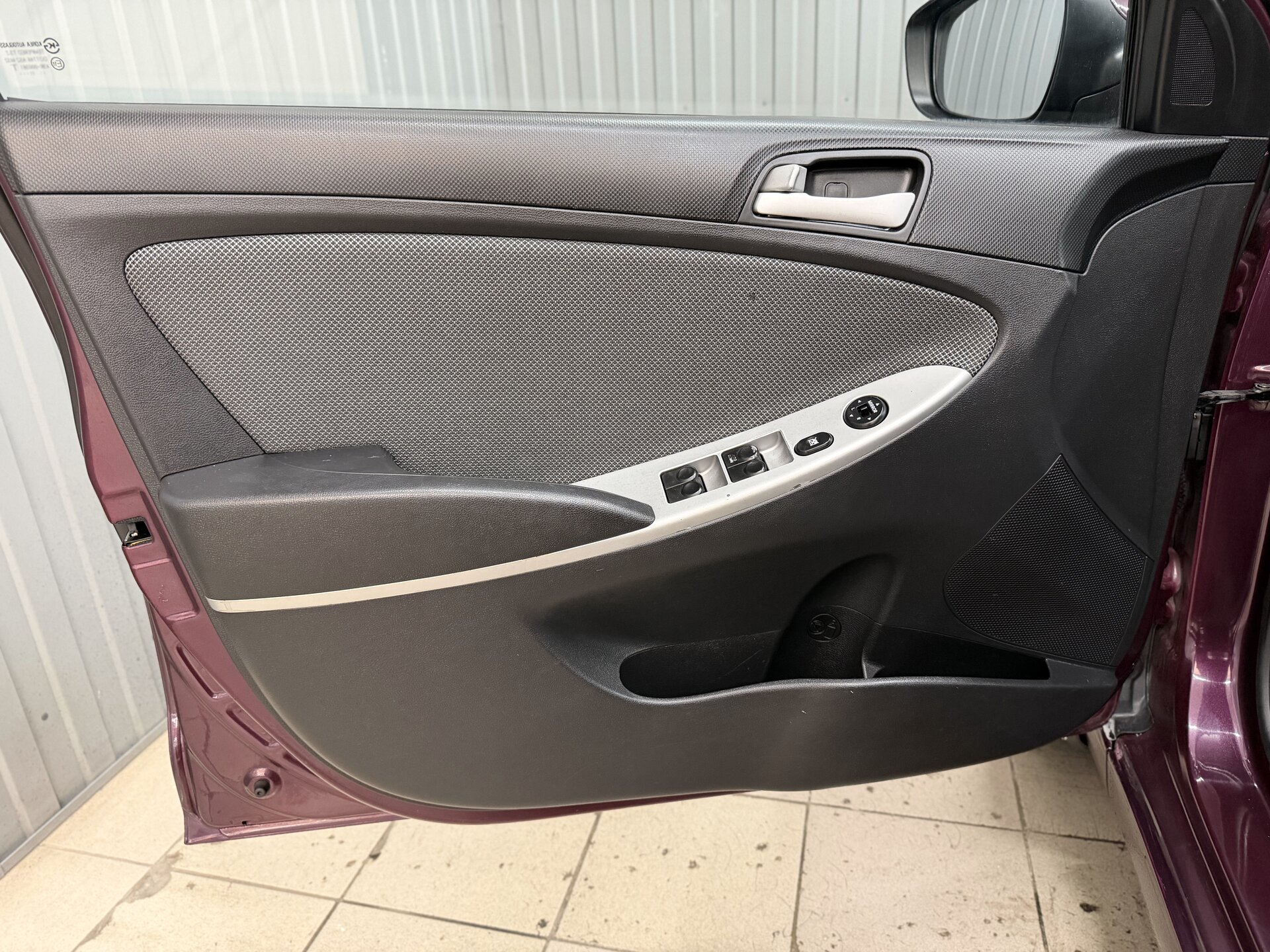 Hyundai Solaris, I 2011