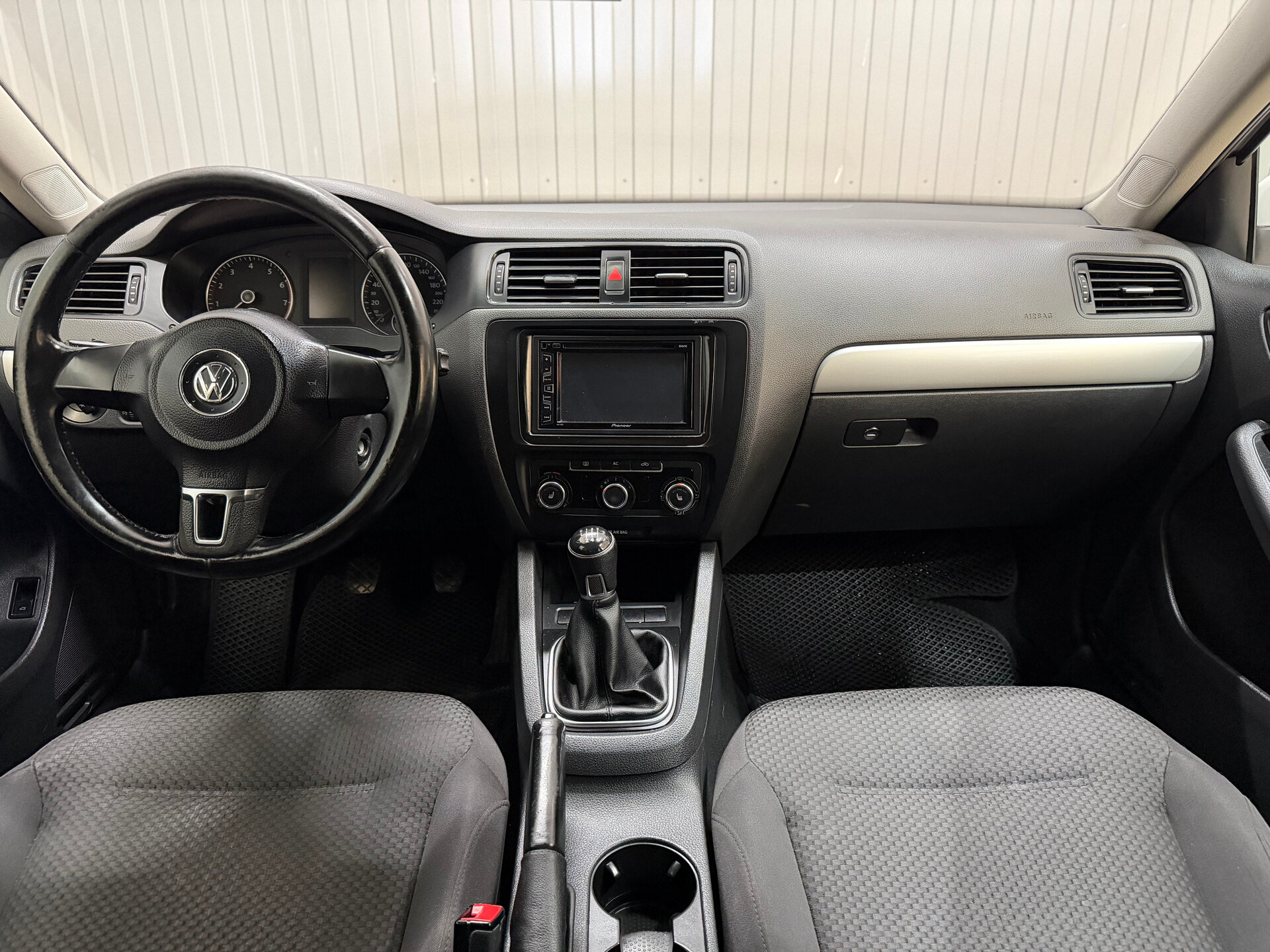 Volkswagen Jetta, VI 2012