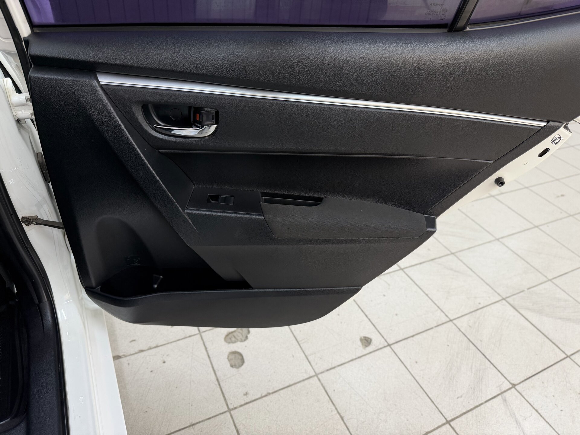 Toyota Corolla, XI (E160, E170, E180) 2013 Toyota Corolla, XI (E160, E170, E180) 2013