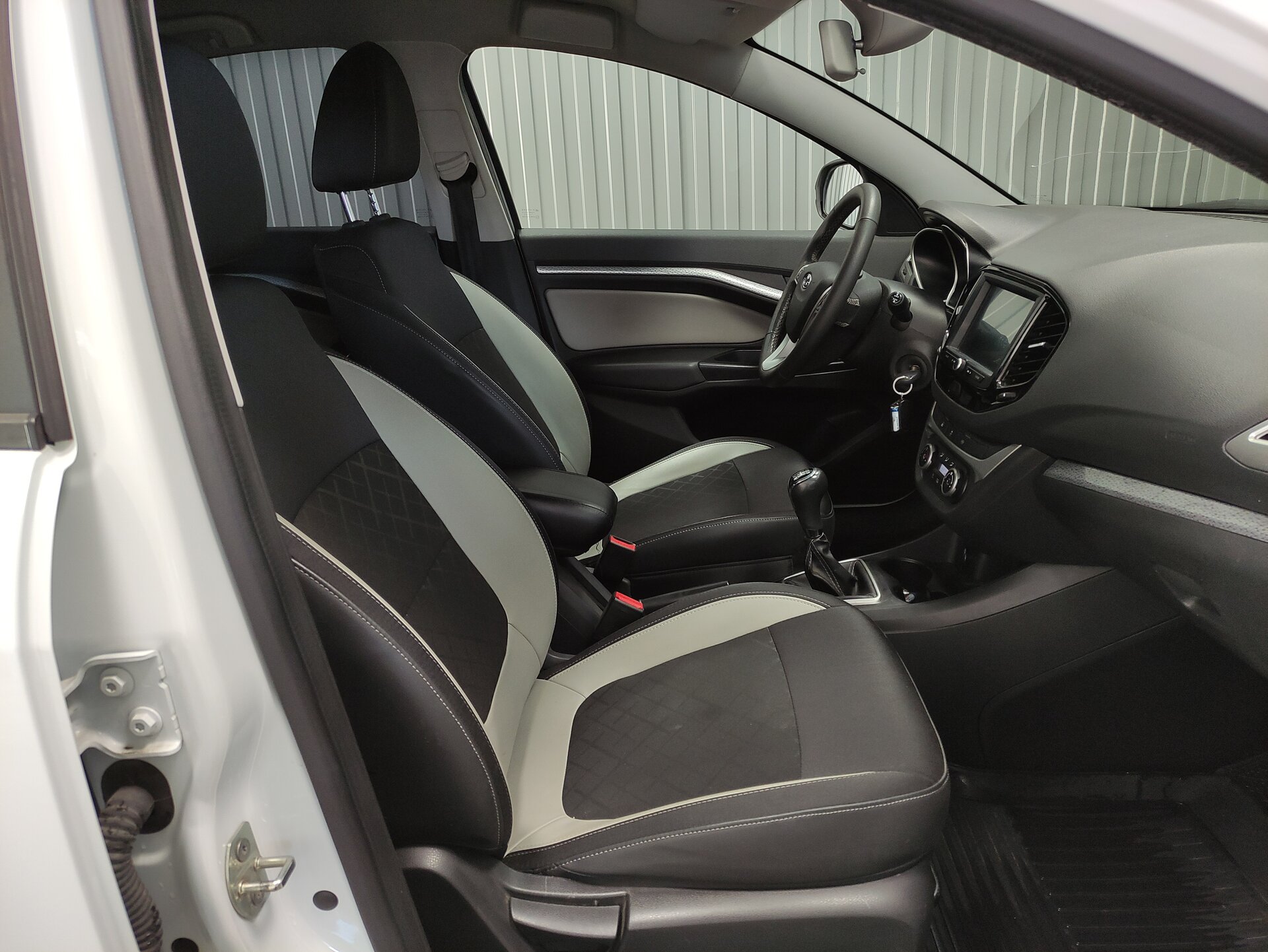 Lada (ВАЗ) Vesta, I 2021