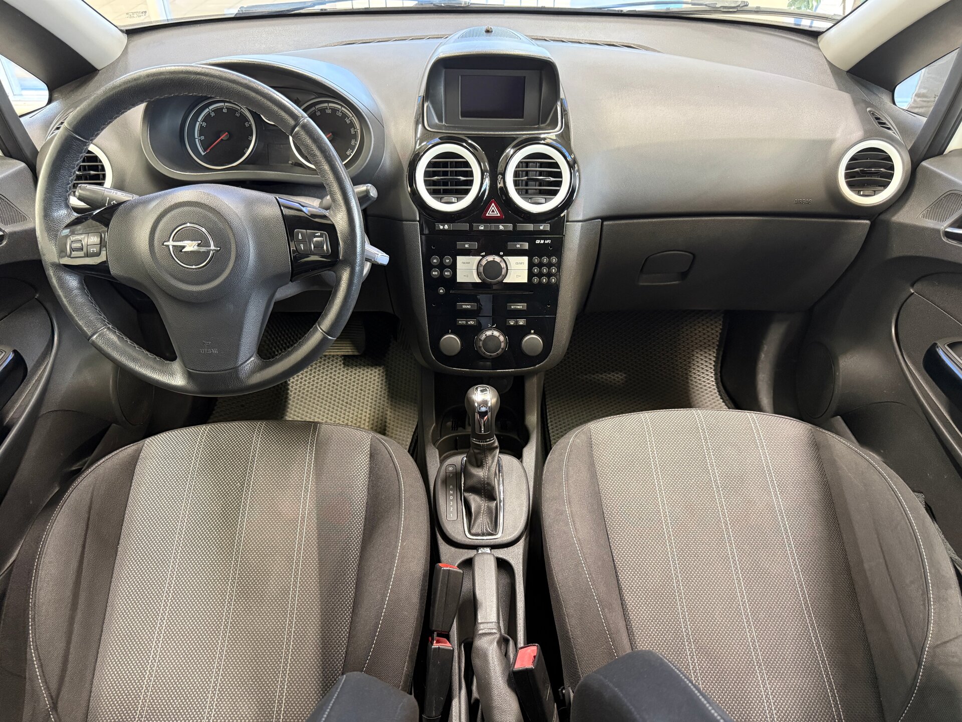 Opel Corsa, D Рестайлинг II 2012 Opel Corsa, D Рестайлинг II 2012