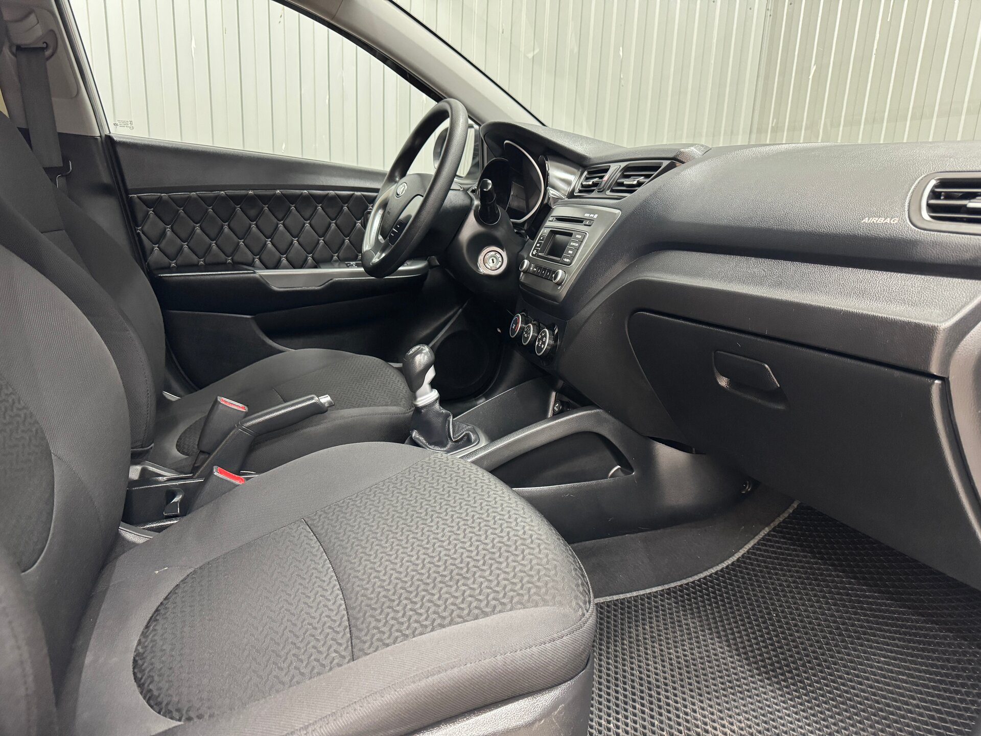 Kia Rio, III Рестайлинг 2017 Kia Rio, III Рестайлинг 2017