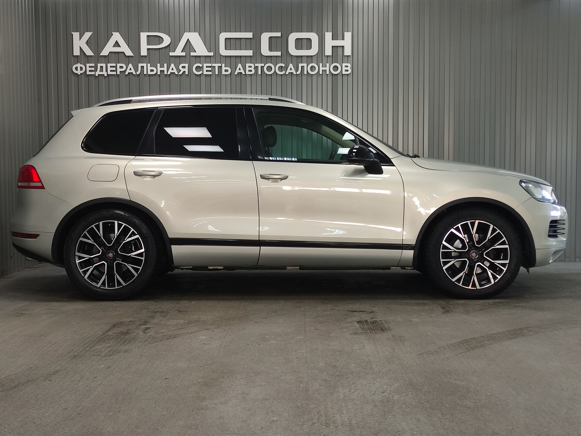 Volkswagen Touareg, II Рестайлинг 2014