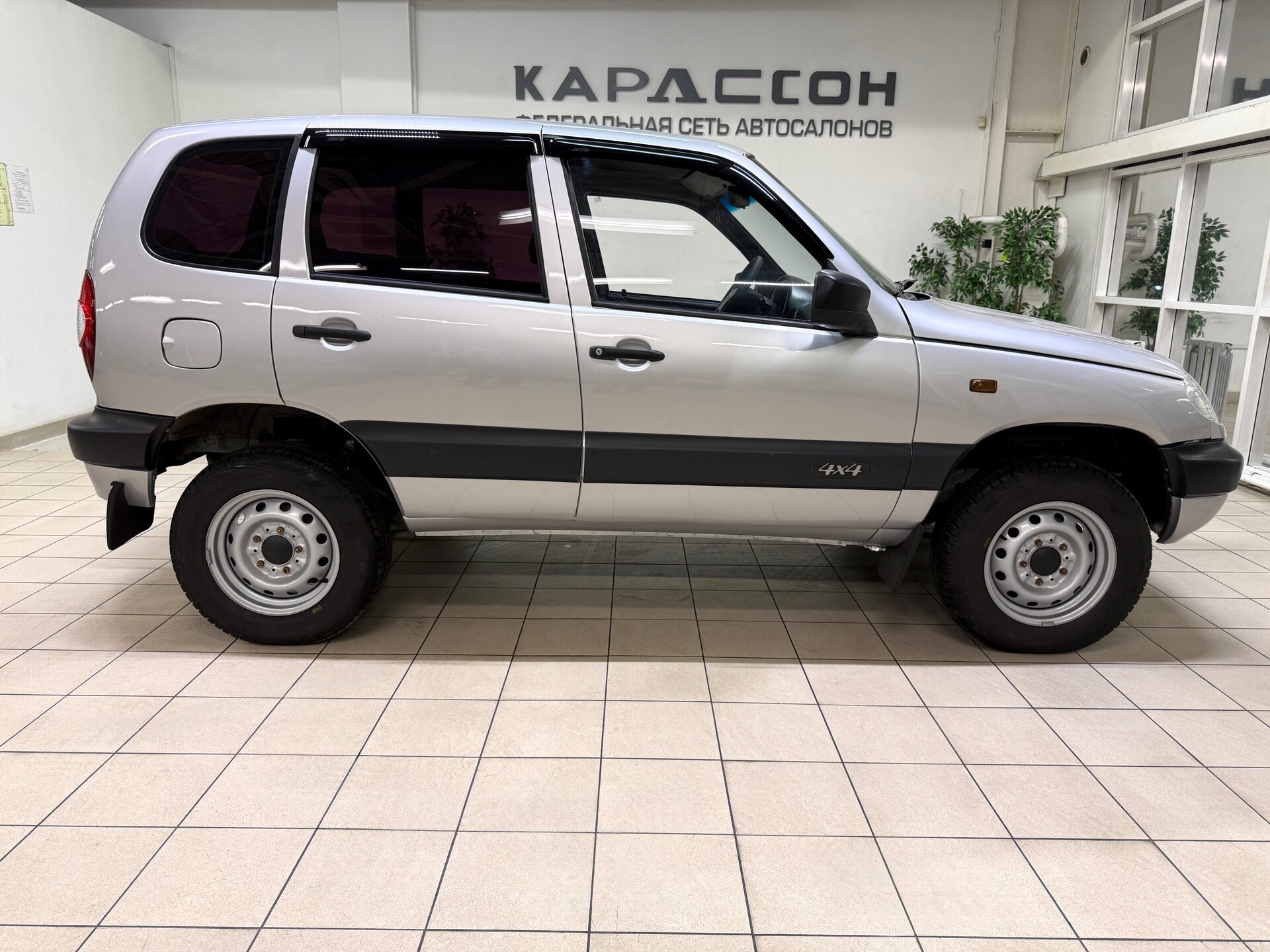 Chevrolet Niva, I 2008
