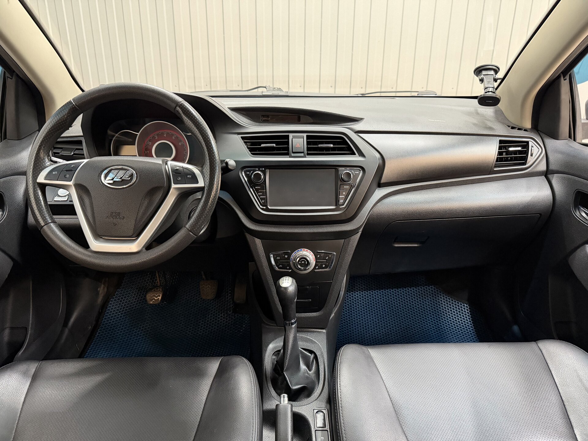 Lifan X50, I 2015