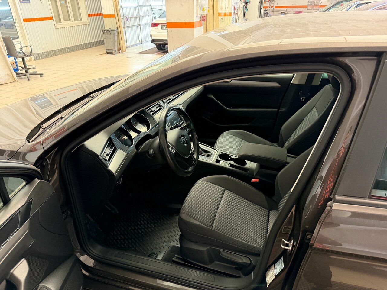Volkswagen Passat, B8 2016