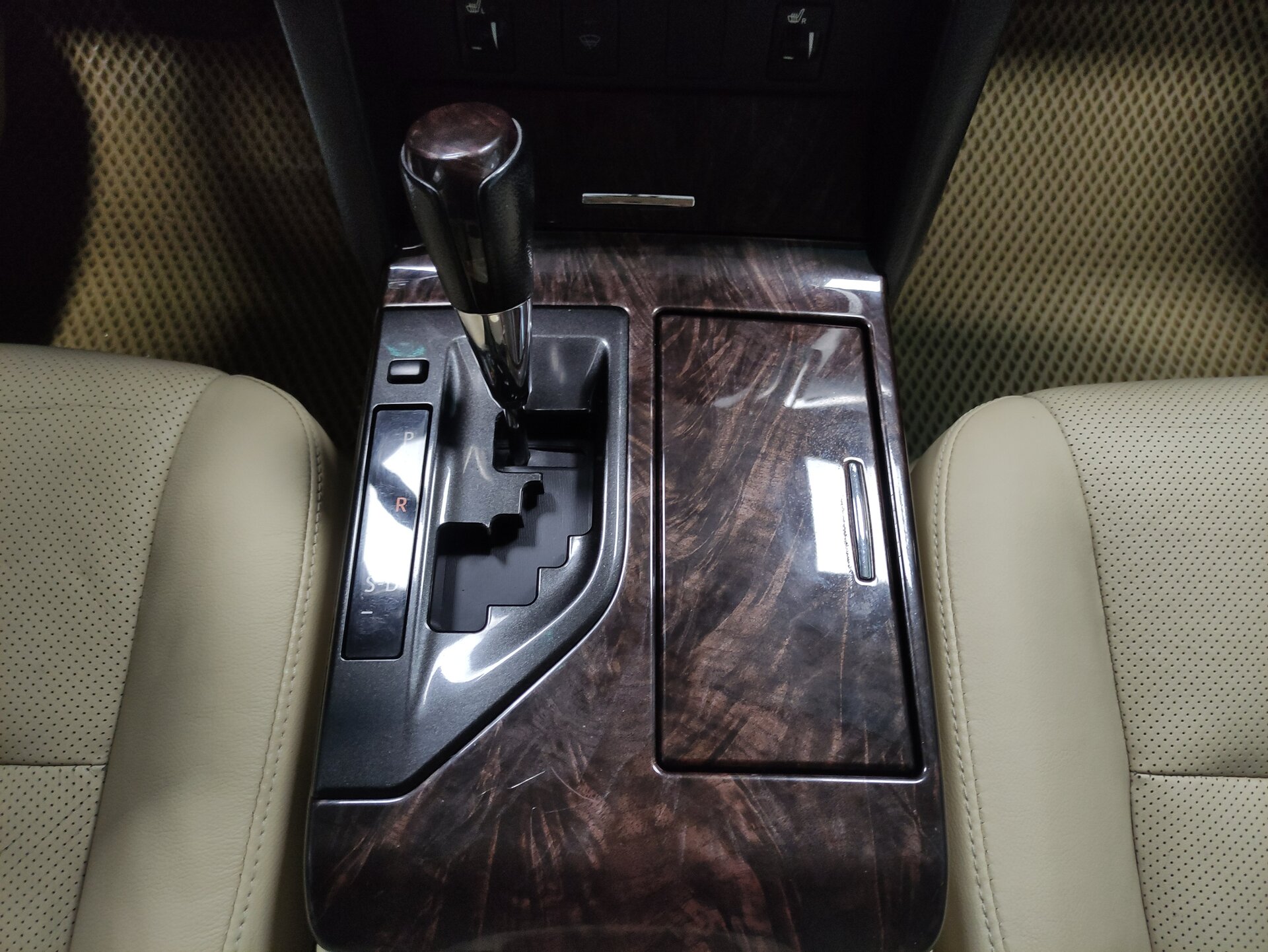 Toyota Camry, VII (XV50) Рестайлинг 2014