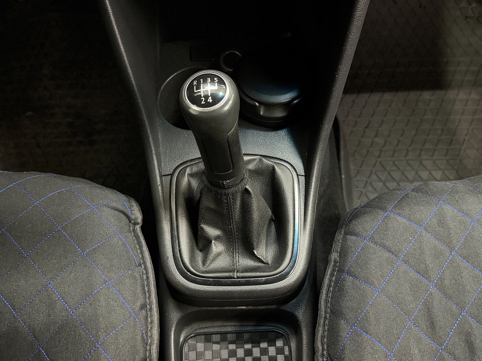 Volkswagen Polo, V 2012 Volkswagen Polo, V 2012