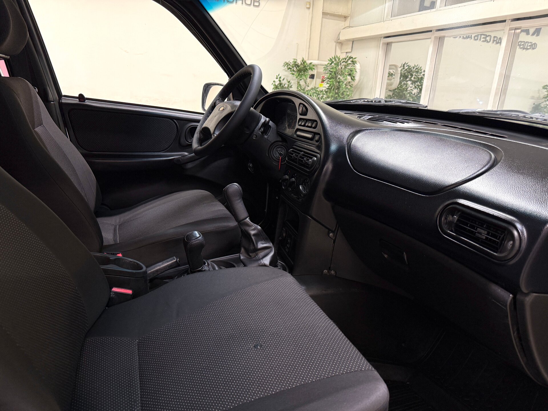 Chevrolet Niva, I 2008