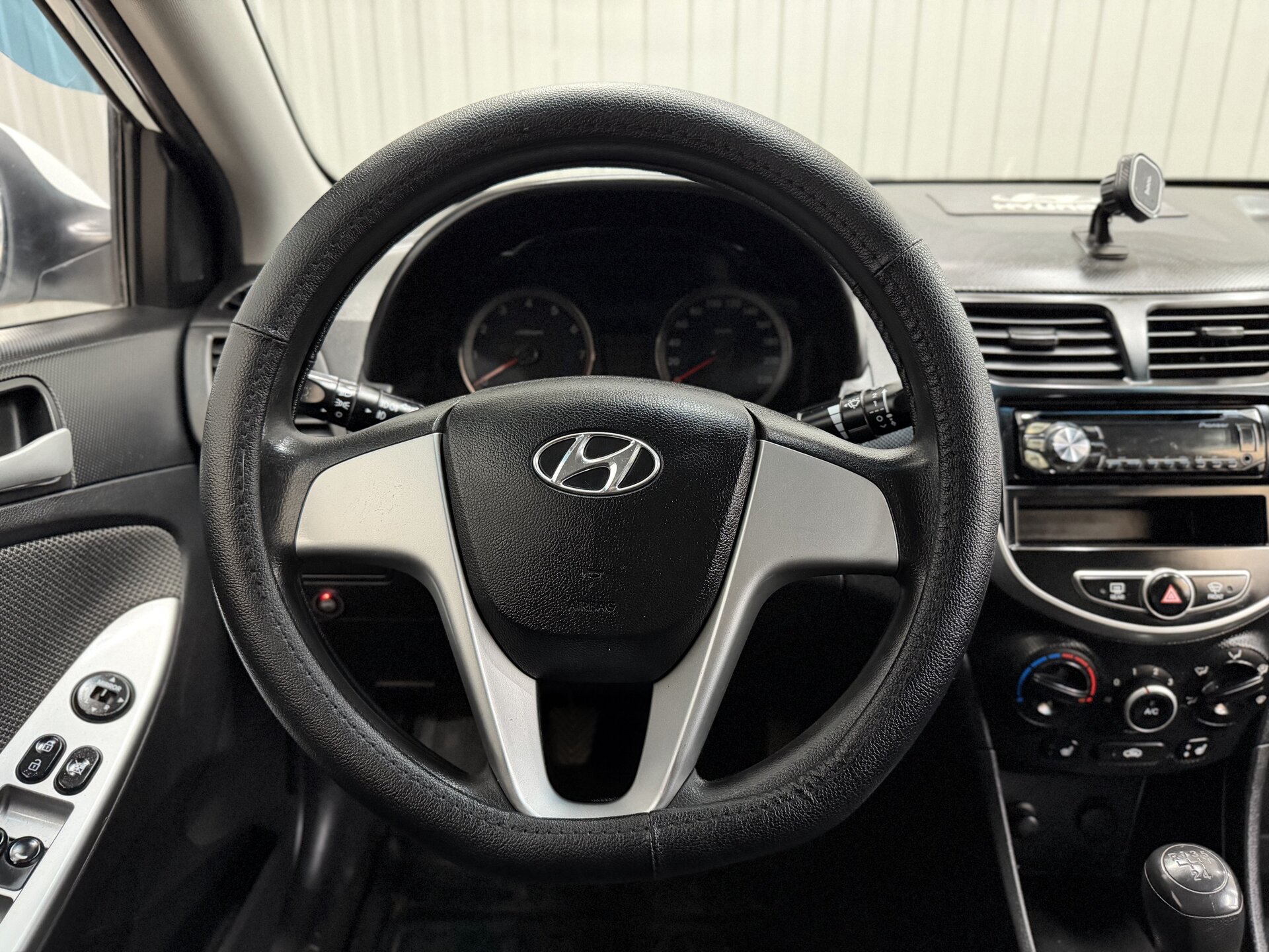 Hyundai Solaris, I 2014