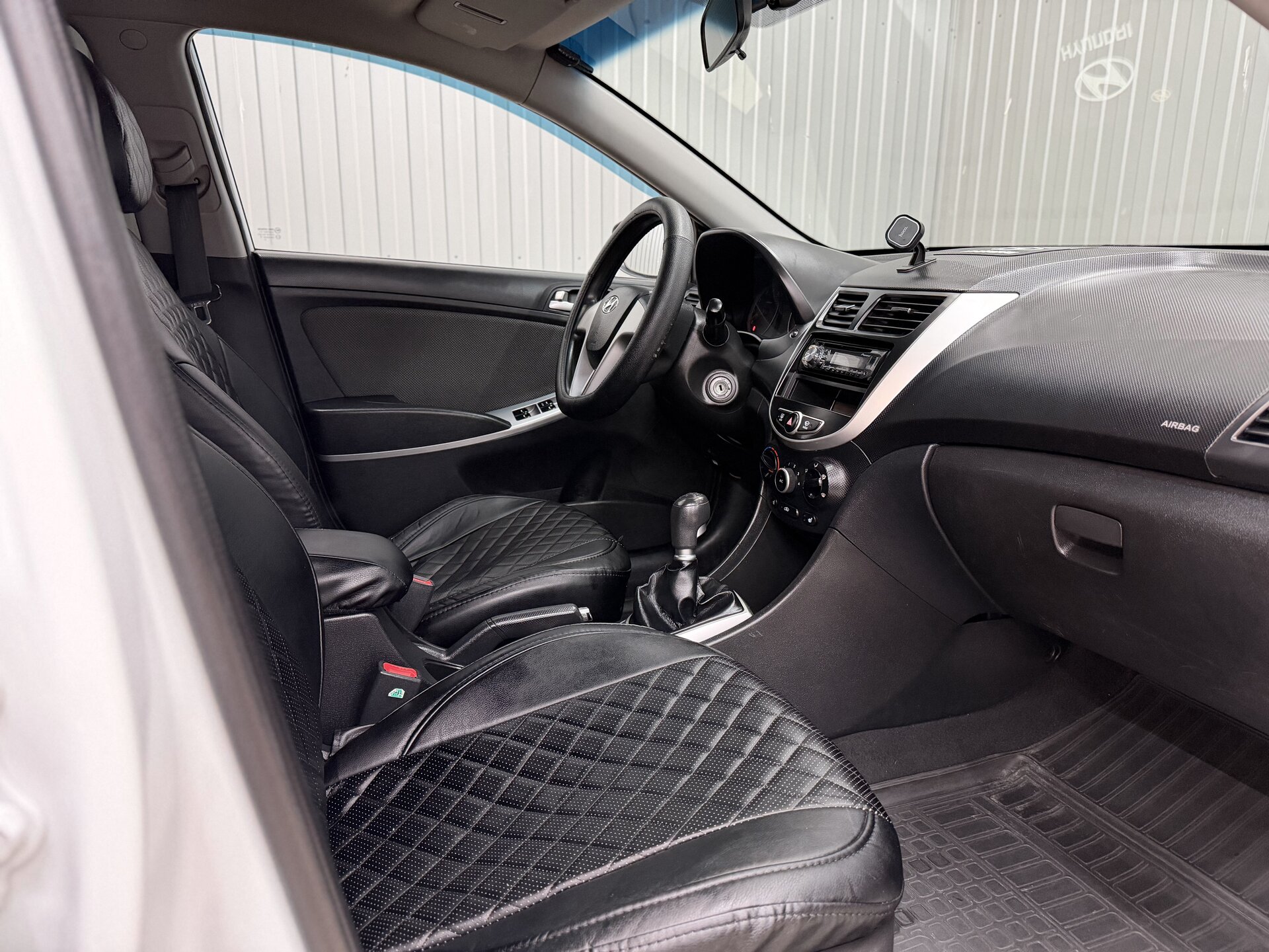 Hyundai Solaris, I 2014