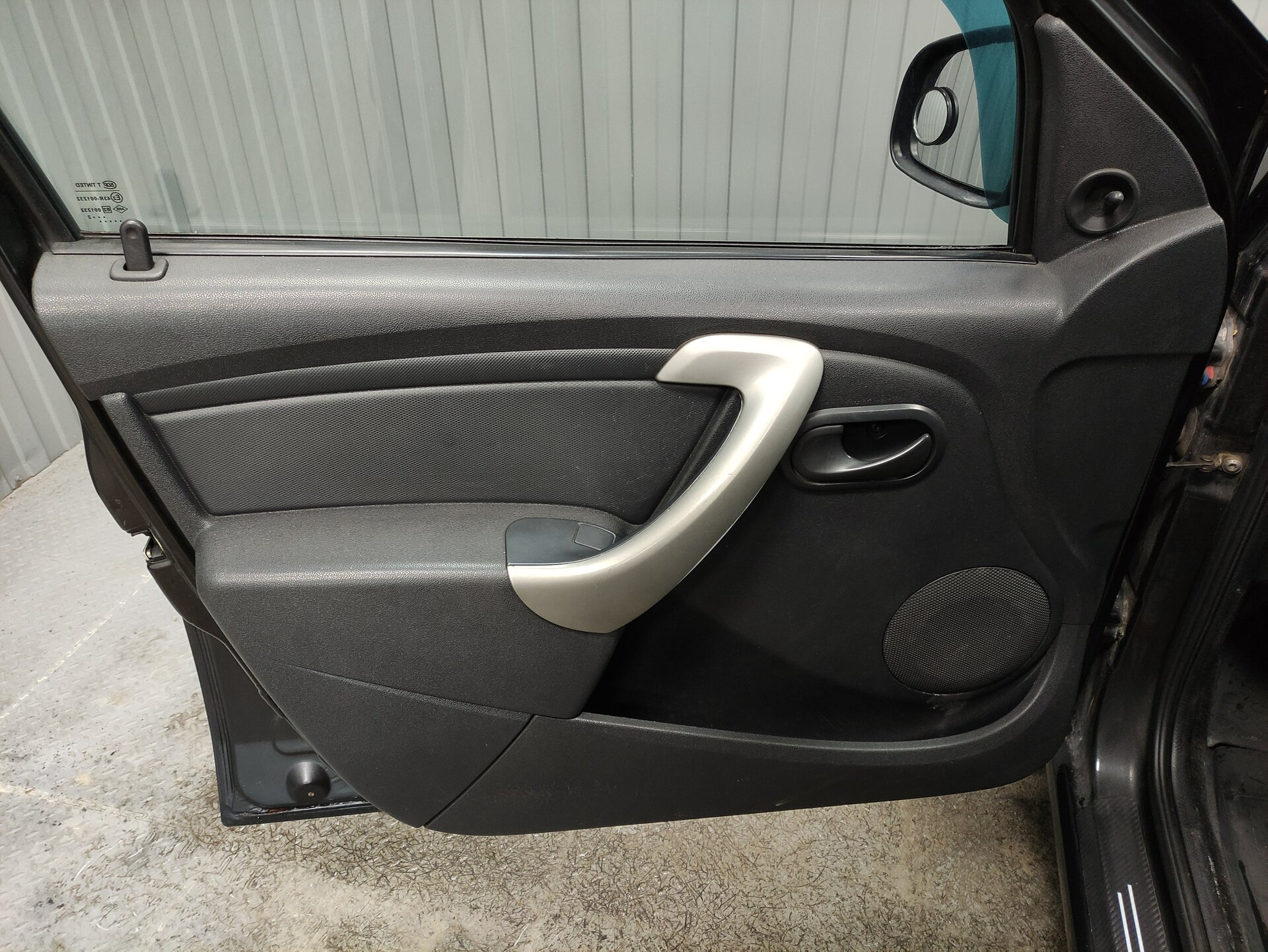 Renault Logan, I Рестайлинг 2012