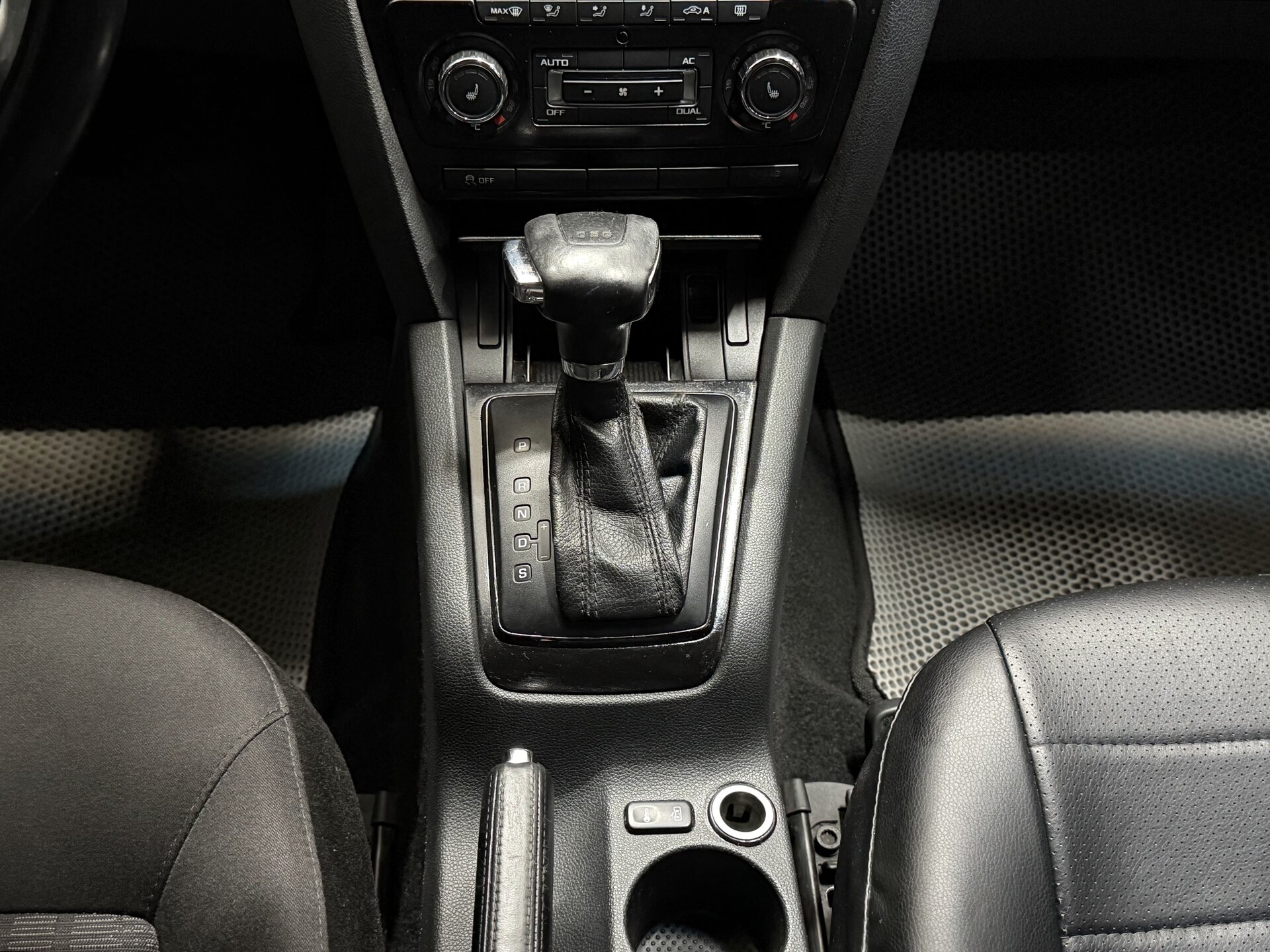Skoda Octavia, II (A5) Рестайлинг 2010
