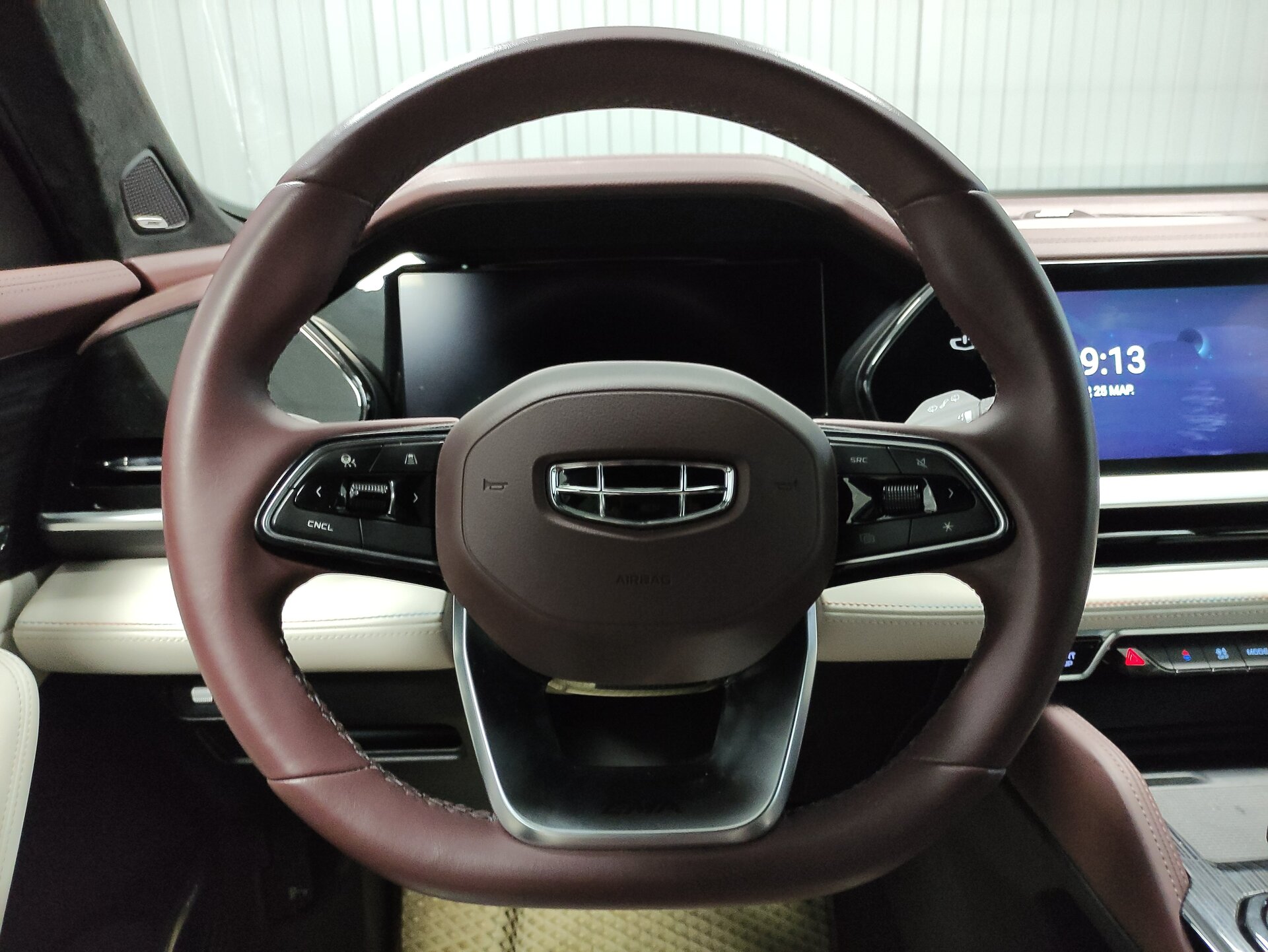 Geely Monjaro, I 2023