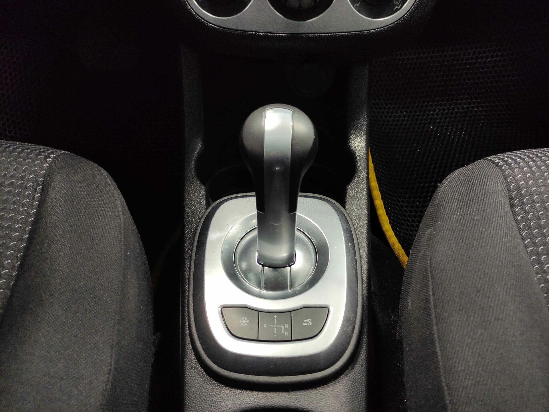 Opel Corsa, D Рестайлинг II 2013