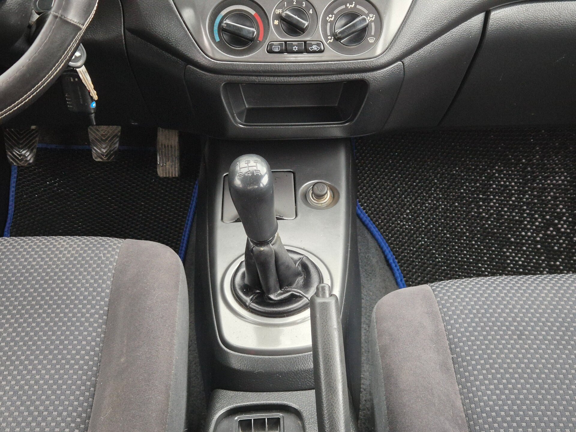 Mitsubishi Lancer, IX Рестайлинг 2006 Mitsubishi Lancer, IX Рестайлинг 2006