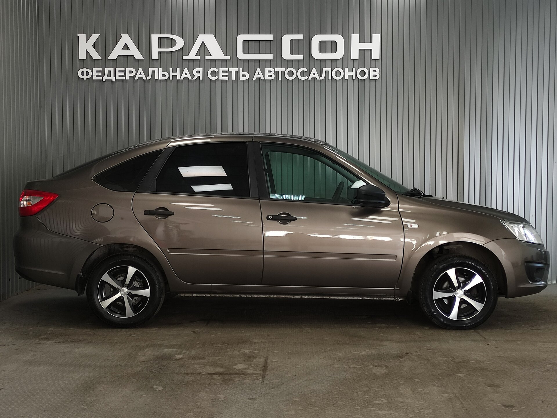 Lada (ВАЗ) Granta, I 2017