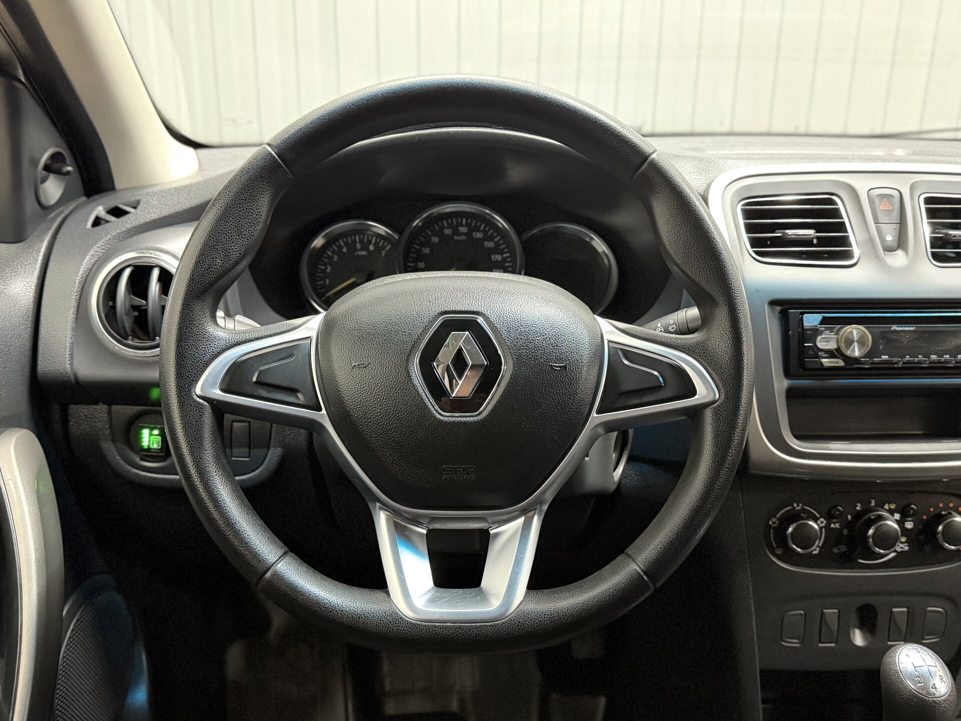 Renault Logan, II Рестайлинг 2019 Renault Logan, II Рестайлинг 2019