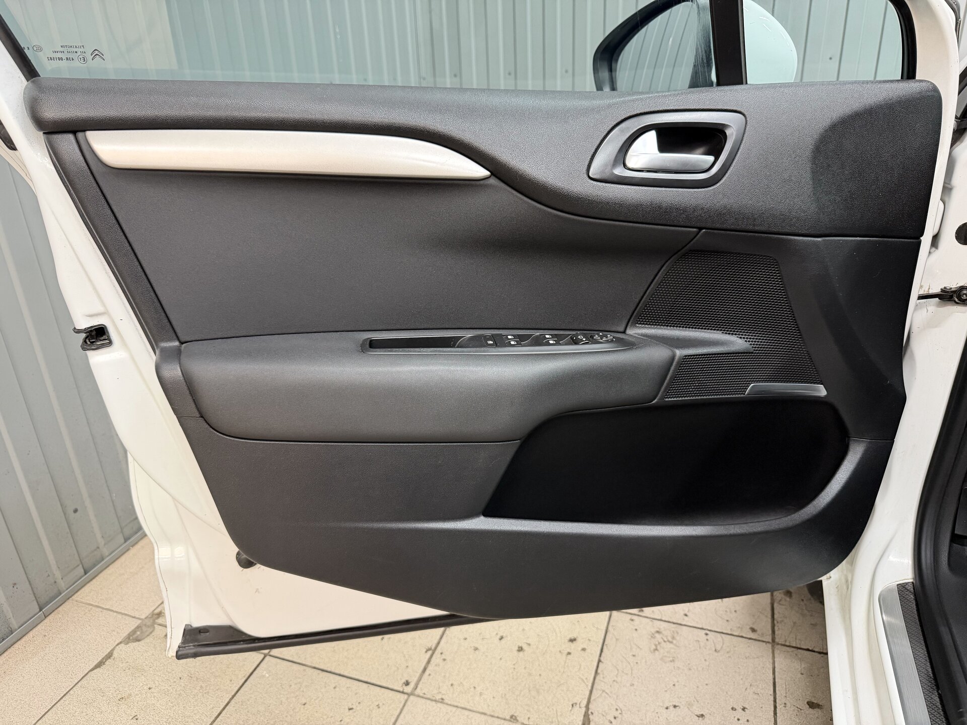 Citroen C4, II 2012 Citroen C4, II 2012
