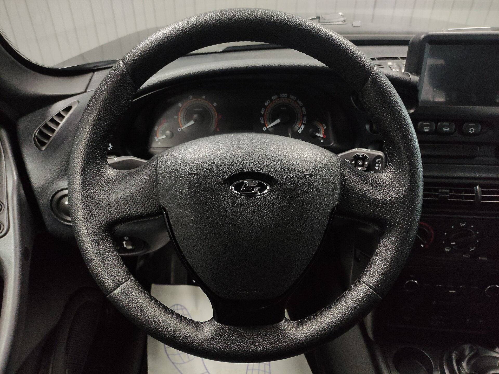 Lada (ВАЗ) Niva Travel, I 2025