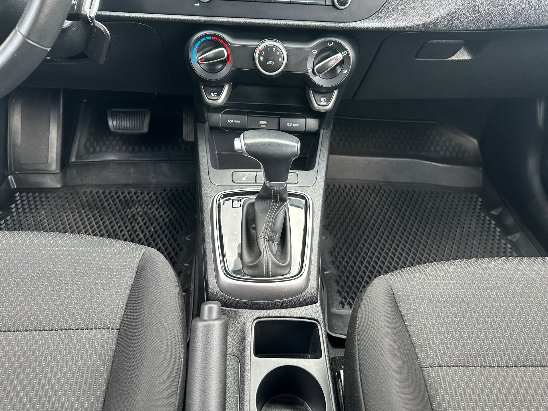 Kia Rio, IV Рестайлинг 2021 Kia Rio, IV Рестайлинг 2021