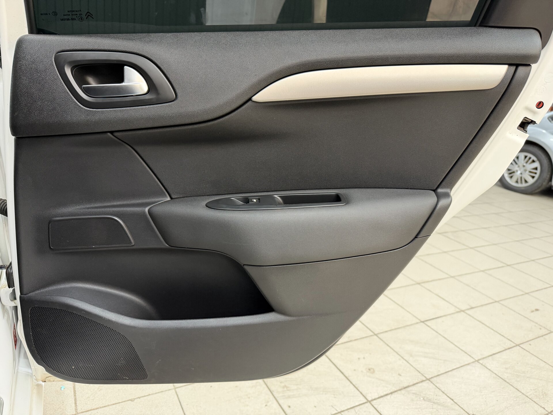 Citroen C4, II 2012 Citroen C4, II 2012