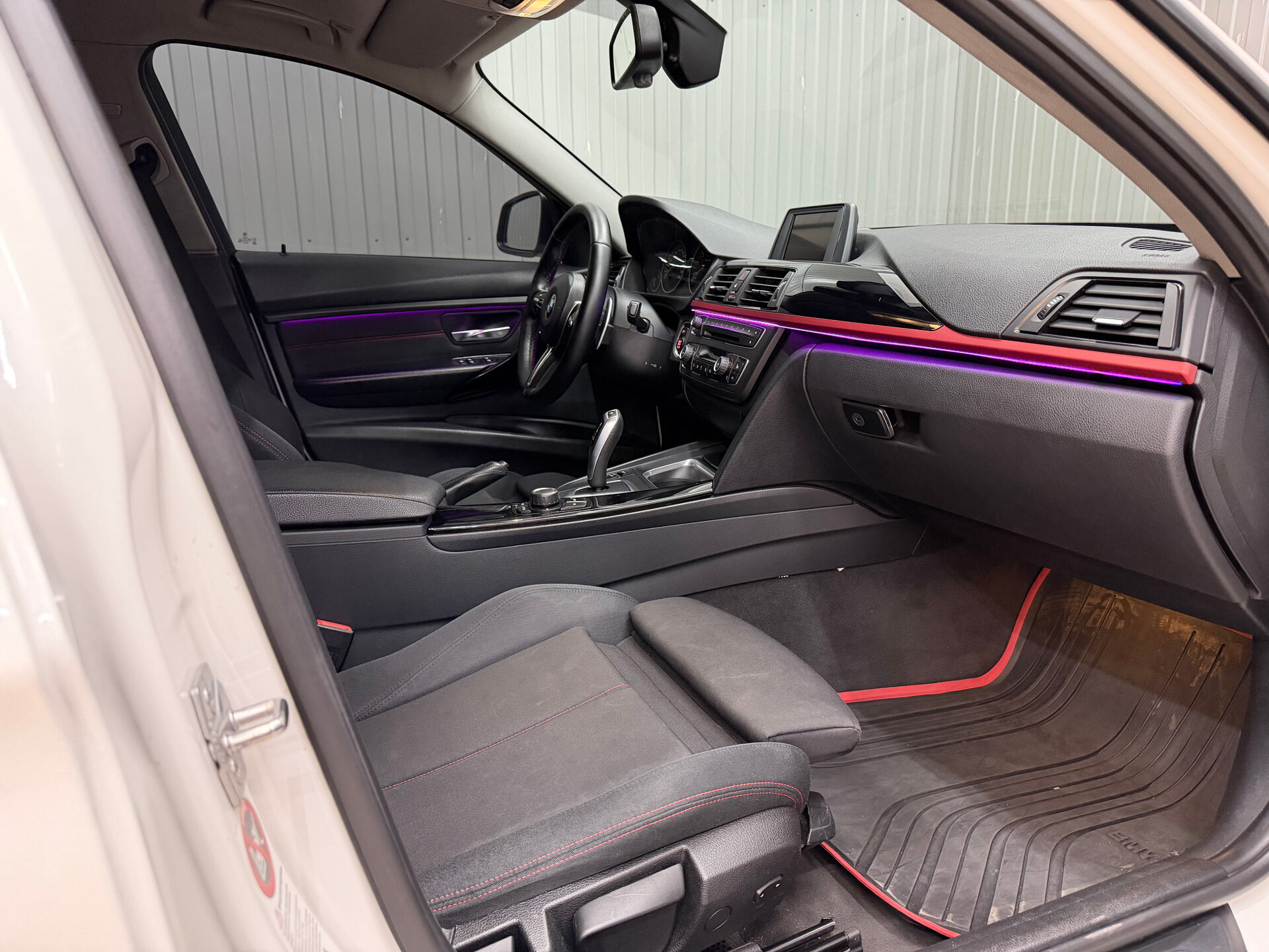 BMW 3 серии, VI (F3x) 2013