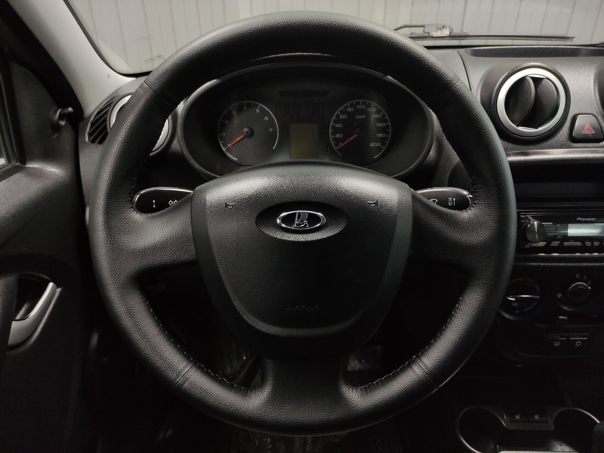 Lada (ВАЗ) Granta, I 2017