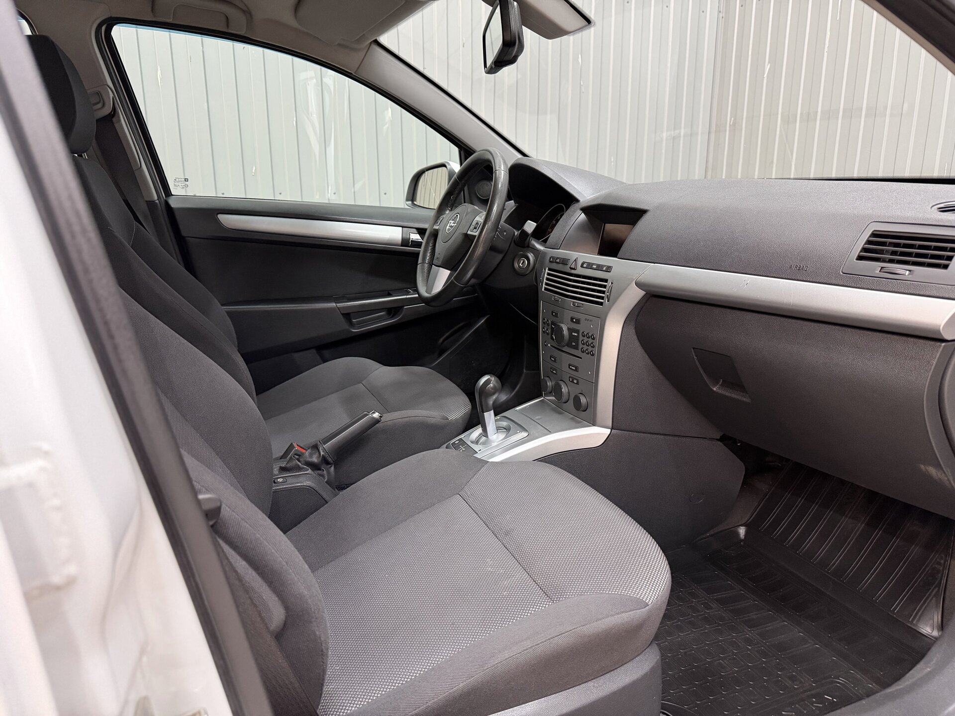 Opel Astra, H Рестайлинг 2012 Opel Astra, H Рестайлинг 2012