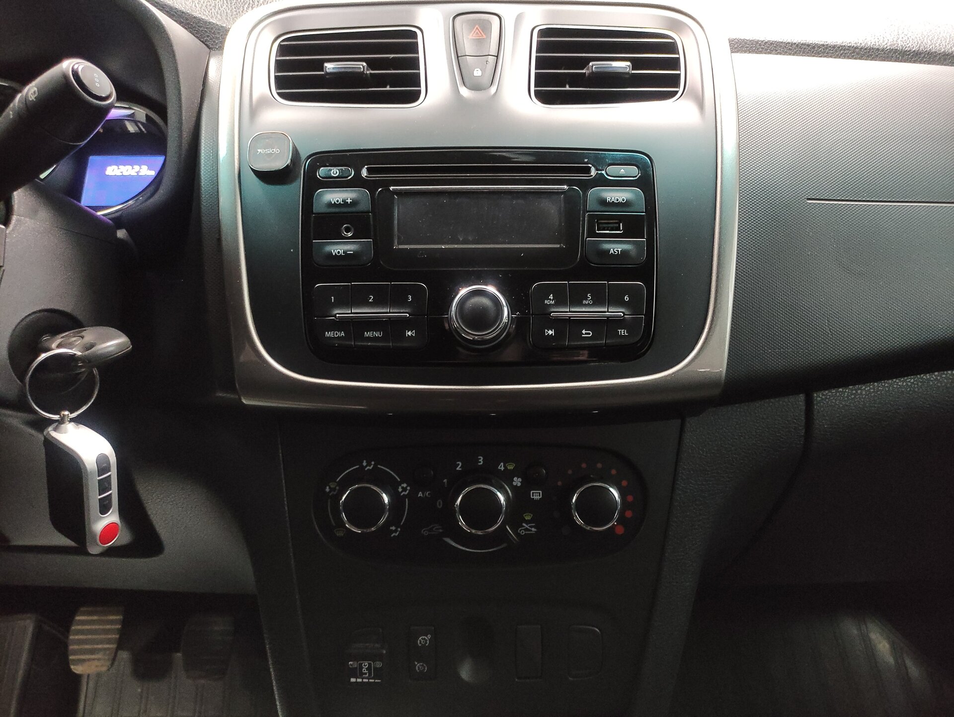 Renault Sandero, II 2015