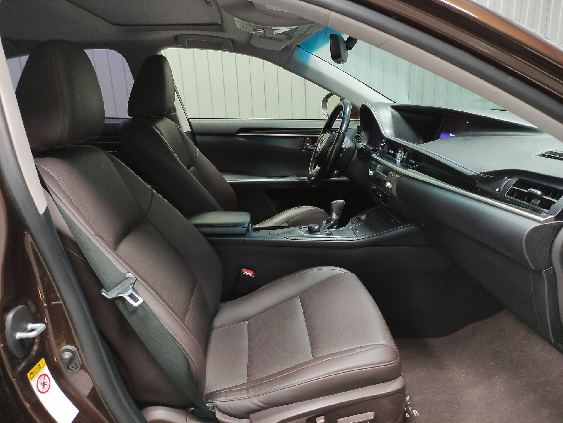 Lexus ES, VI Рестайлинг 2017