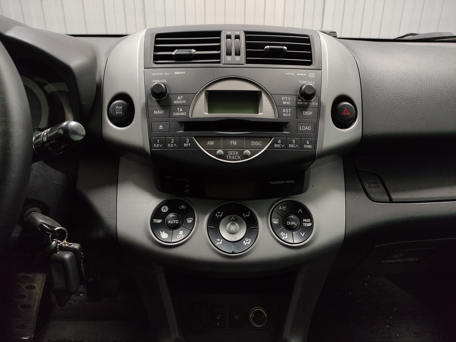 Toyota RAV4, III (XA30) 2006