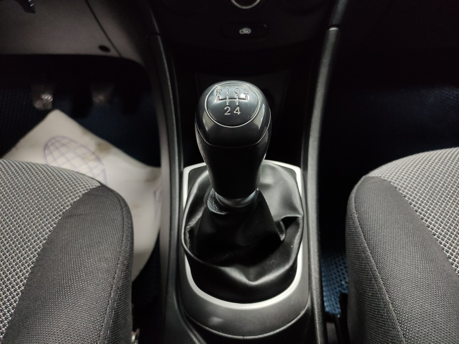 Hyundai Solaris, I 2013