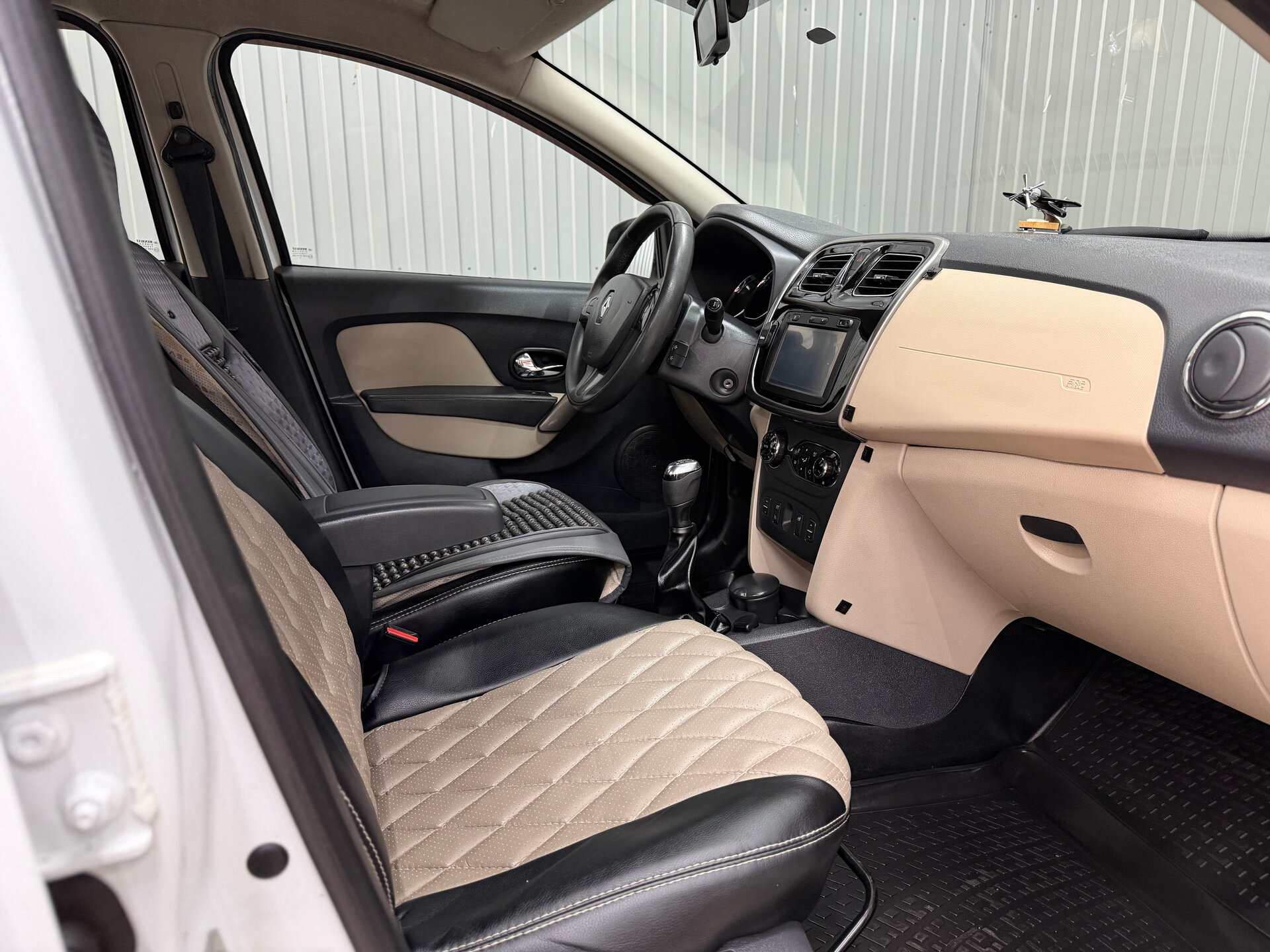 Renault Logan, II 2016