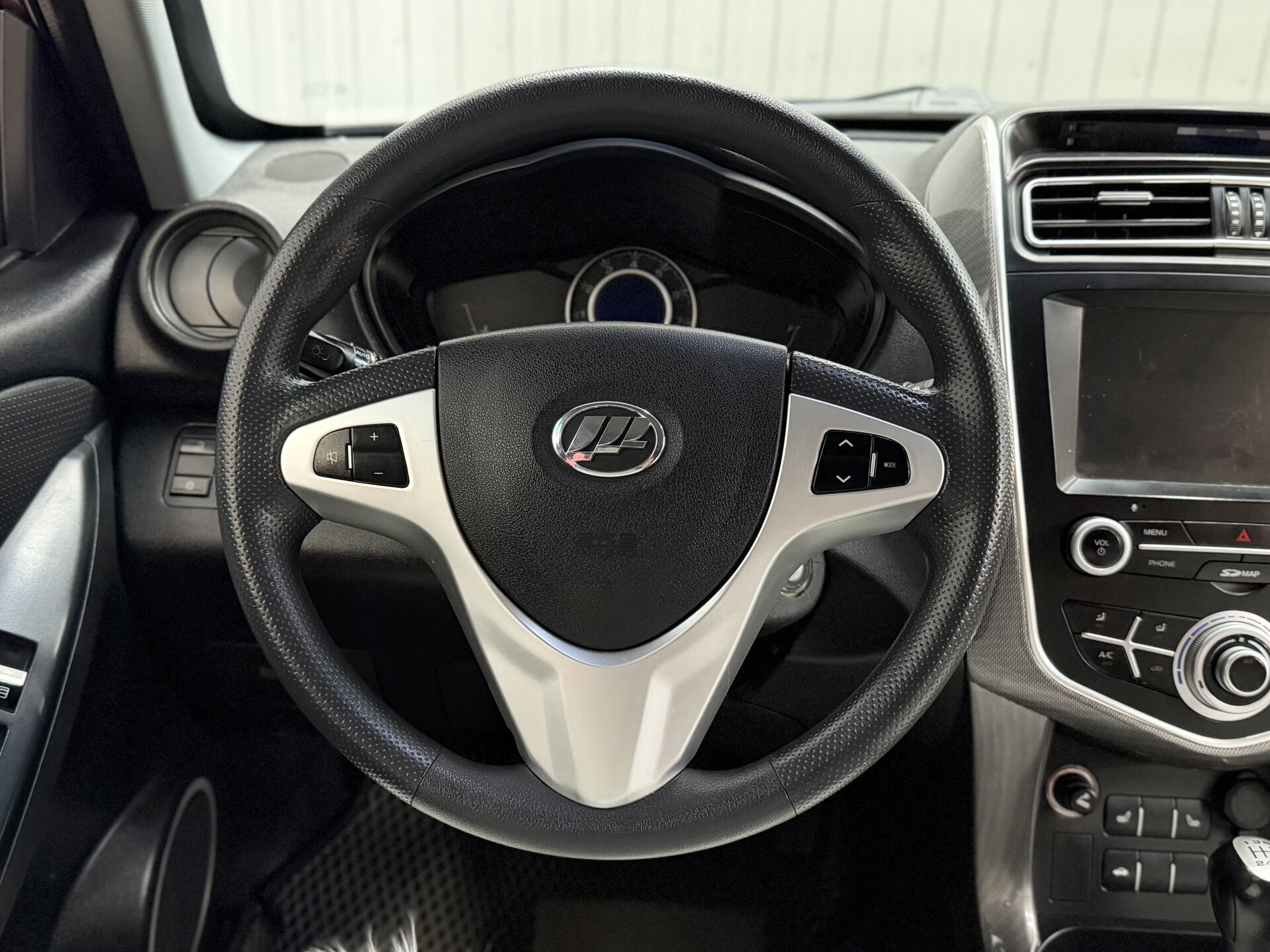 Lifan X60, I Рестайлинг 2 2017 Lifan X60, I Рестайлинг 2 2017