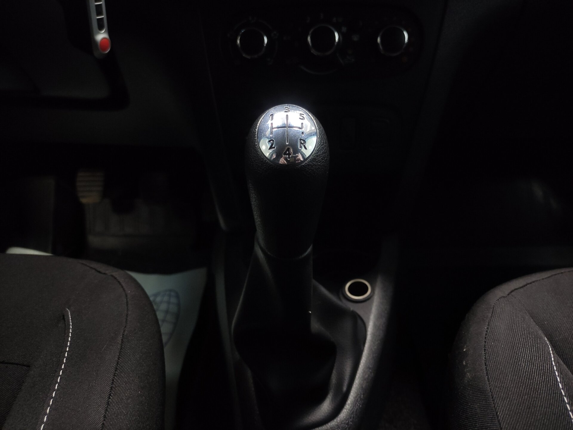 Renault Sandero, II 2015