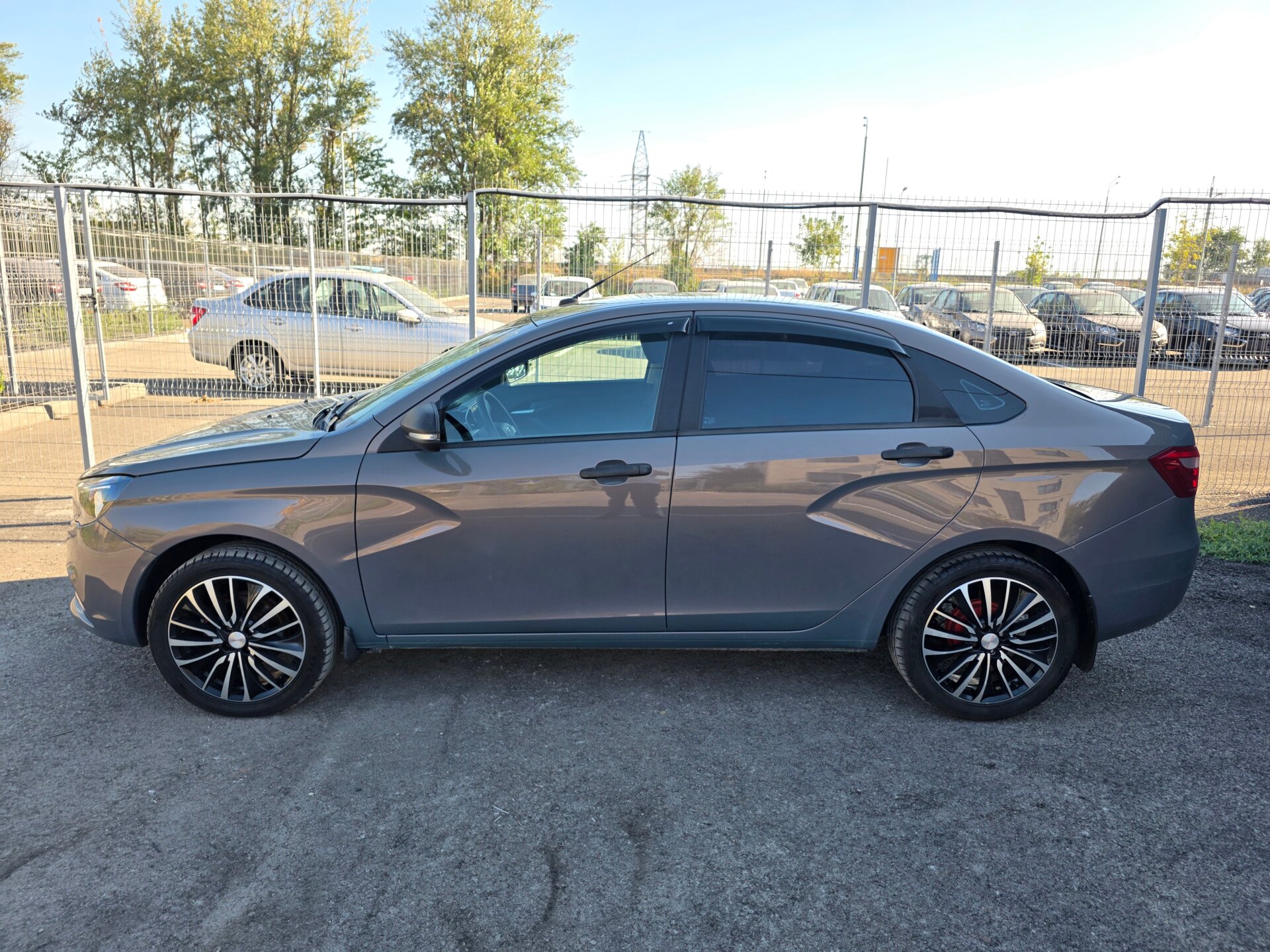 Lada (ВАЗ) Vesta, I 2020 Lada (ВАЗ) Vesta, I 2020