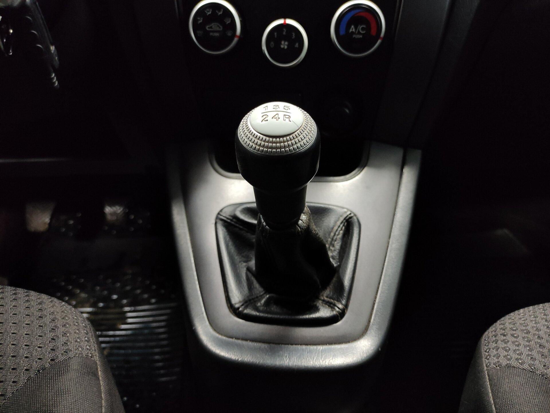 Hyundai Tucson, I 2008